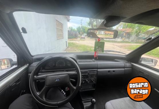 Autos - Fiat 1 1998 Nafta 198000Km - En Venta