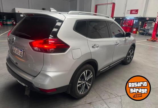 Autos - Nissan Exlclusive 2.5 4x4 2021 Nafta 96000Km - En Venta