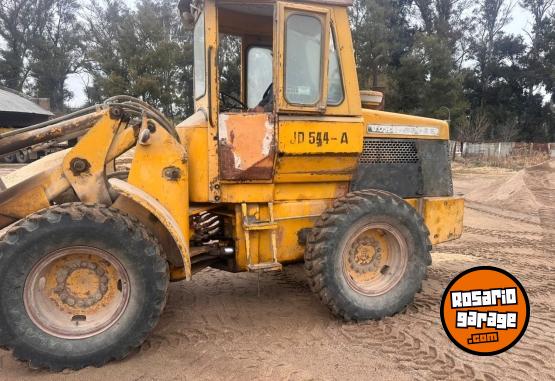 Camiones y Gr�as - Pala cargadora John Deere 544A - En Venta