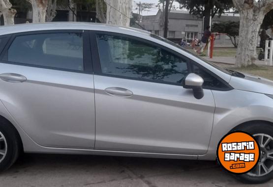 Autos - Ford Fiesta 2015 Nafta 145000Km - En Venta