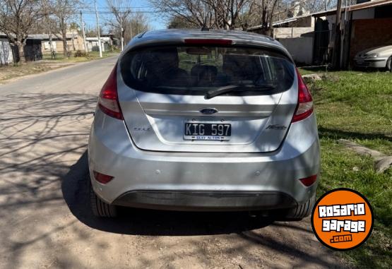 Autos - Ford Fiesta 2011 Nafta 83500Km - En Venta