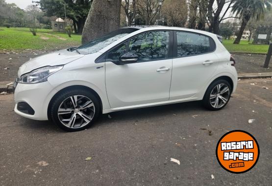 Autos - Peugeot 208 Gt 2018 Nafta 52000Km - En Venta