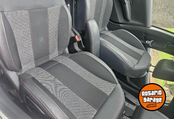 Autos - Peugeot 208 Gt 2018 Nafta 52000Km - En Venta