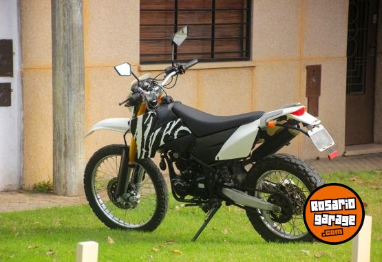 Motos - Motomel XMM 250 2013 Nafta 15000Km - En Venta