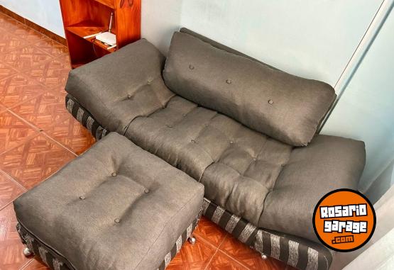 Hogar - SILLÒN SOFÀ TIPO BARCO GRIS CON PUFF. 2 CUERPOS - En Venta