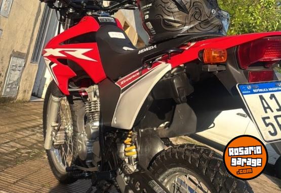 Motos - Honda Tornado 250 2021 Nafta 7300Km - En Venta