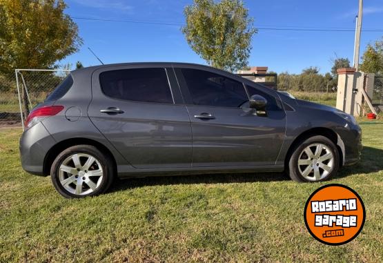 Autos - Peugeot 308 Allure con navegador 2016 Diesel 147000Km - En Venta