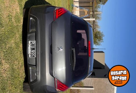 Autos - Peugeot 308 Allure con navegador 2016 Diesel 147000Km - En Venta