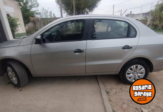 Autos - Volkswagen Voyage 2017 Nafta 131000Km - En Venta