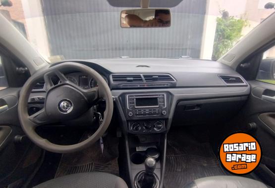 Autos - Volkswagen Voyage 2017 Nafta 131000Km - En Venta