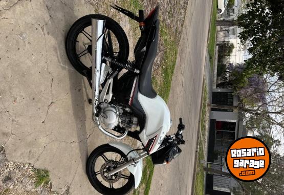 Motos - Honda New titán 2021 Nafta 5700Km - En Venta