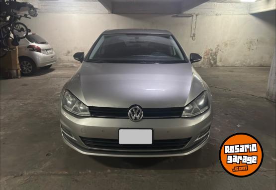 Autos - Volkswagen Golf 2015 Nafta 140000Km - En Venta