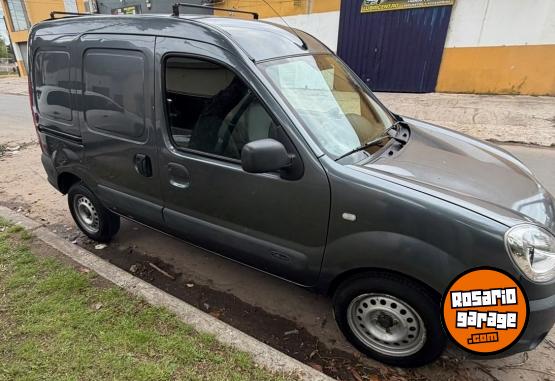Utilitarios - Renault Kangoo 2018 Nafta 108000Km - En Venta