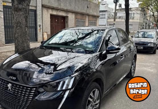 Autos - Peugeot 208 Feline 2023 Nafta 28000Km - En Venta