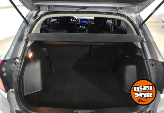 Autos - Honda HRV EX AT 2018 Nafta 170000Km - En Venta