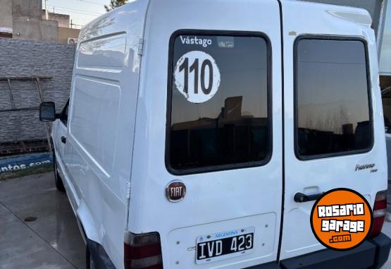Utilitarios - Fiat Fiorino 2010 Nafta 248000Km - En Venta