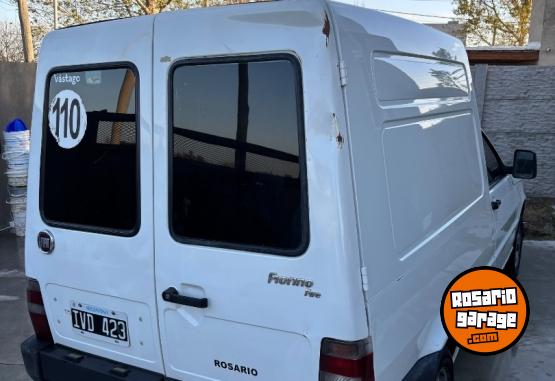 Utilitarios - Fiat Fiorino 2010 Nafta 248000Km - En Venta
