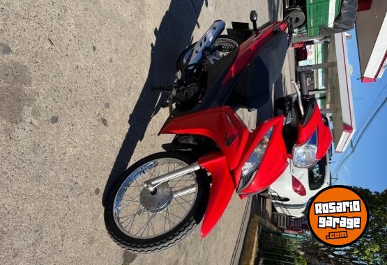 Motos - Honda New wave 2024 Nafta 8200Km - En Venta