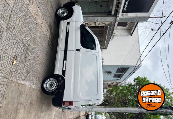 Utilitarios - Peugeot Parnert 2012 Diesel 300000Km - En Venta