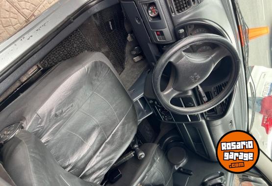 Utilitarios - Peugeot Parnert 2010 Diesel 190000Km - En Venta