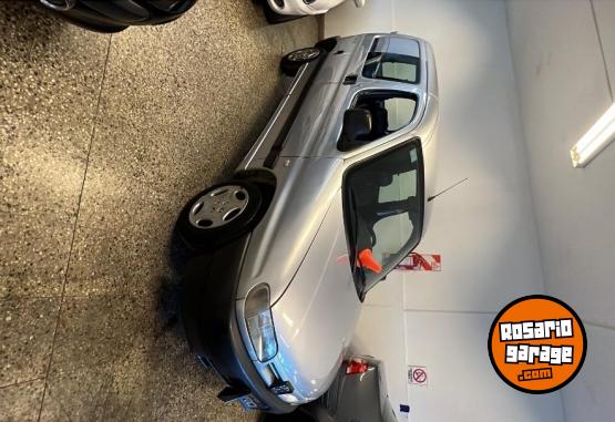Utilitarios - Peugeot Parnert 2010 Diesel 190000Km - En Venta