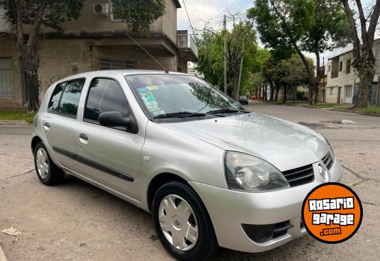 Autos - Renault Clio 1.2 pack 2010 Nafta 200000Km - En Venta