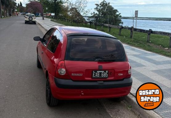 Autos - Renault Clio 2 2005 Nafta 200000Km - En Venta