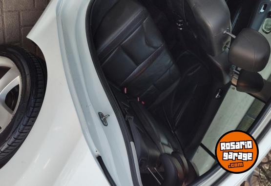 Autos - Peugeot 408 2012 Diesel 112000Km - En Venta