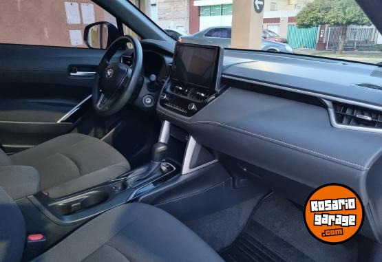 Camionetas - Toyota Corolla Cross xli 2.0 2024 Nafta 63000Km - En Venta