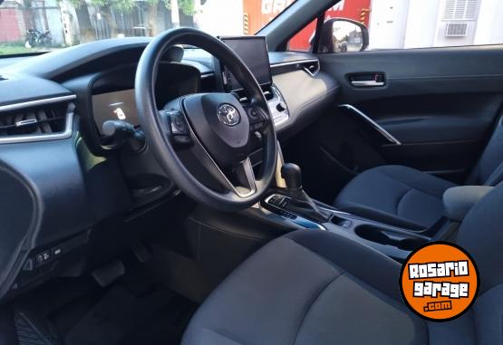 Camionetas - Toyota Corolla Cross xli 2.0 2024 Nafta 63000Km - En Venta