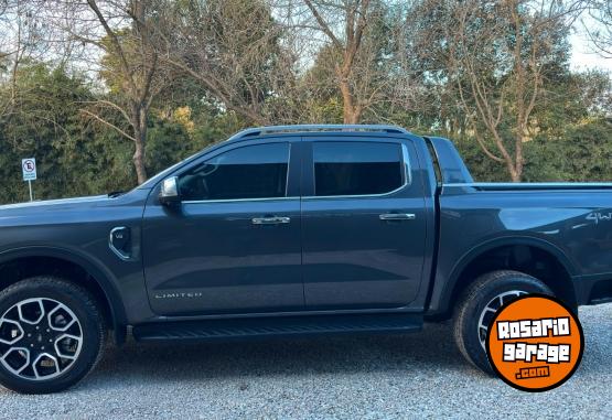Camionetas - Ford RANGER V6 2025 Diesel 30000Km - En Venta