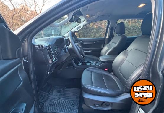 Camionetas - Ford RANGER V6 2025 Diesel 30000Km - En Venta