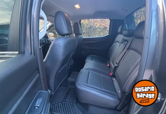 Camionetas - Ford RANGER V6 2025 Diesel 30000Km - En Venta
