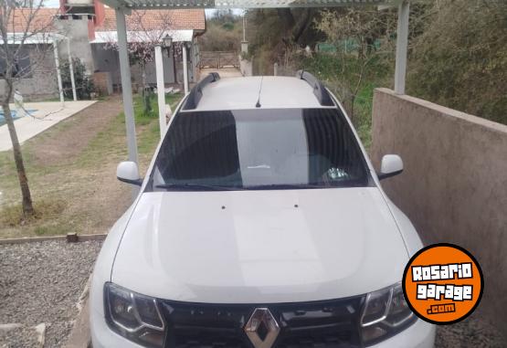 Camionetas - Renault Dynamique 1.6 4×2 2015 Nafta 172000Km - En Venta