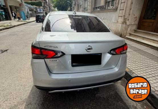 Autos - Nissan VERSA EXCLUSIVE CVT 2021 Nafta 53800Km - En Venta