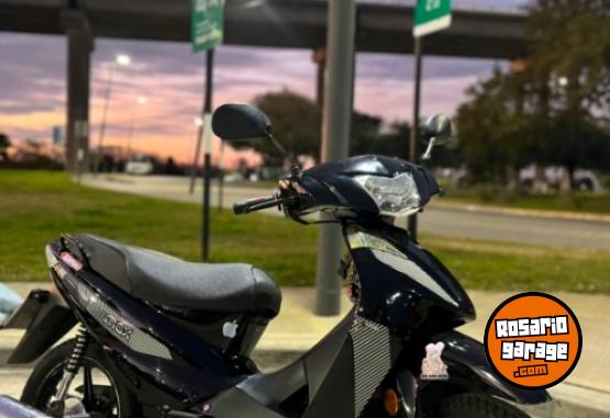 Motos - Mondial Max 2024 Nafta 18792Km - En Venta