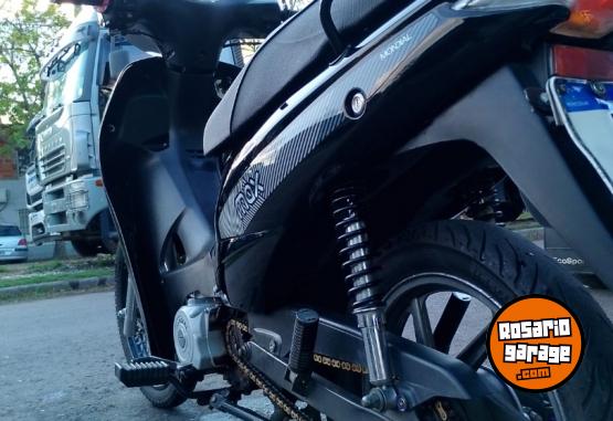 Motos - Mondial Max 2024 Nafta 18792Km - En Venta