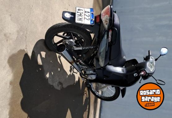 Motos - Mondial Max 2024 Nafta 18792Km - En Venta