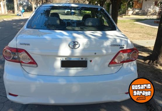 Autos - Toyota Corolla Xli 2014 Nafta 135000Km - En Venta