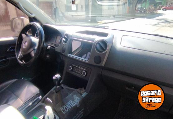 Camionetas - Volkswagen Amarok highline cuero pac 2012 Diesel 219000Km - En Venta