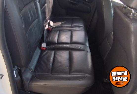 Camionetas - Volkswagen Amarok highline cuero pac 2012 Diesel 219000Km - En Venta