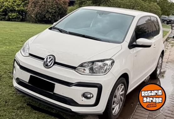 Autos - Volkswagen Up High 2017 Nafta 38000Km - En Venta