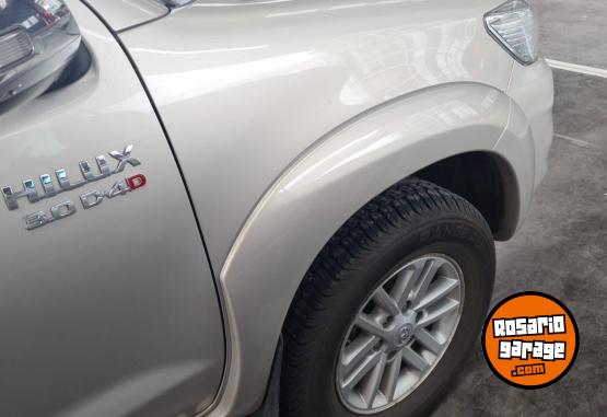 Camionetas - Toyota hilux srv 4x4 2015 Diesel 140000Km - En Venta