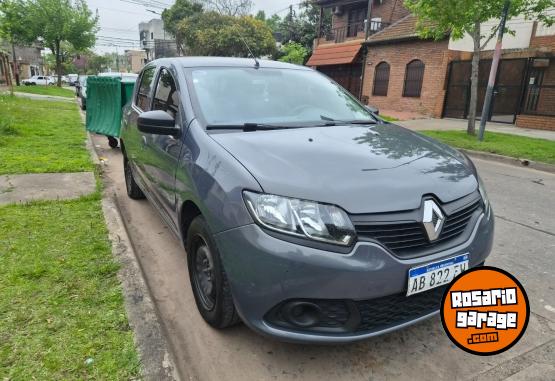 Autos - Renault Sandero 2017 GNC 120000Km - En Venta