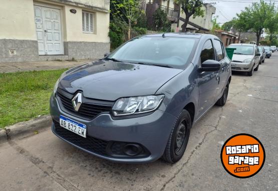 Autos - Renault Sandero 2017 GNC 120000Km - En Venta