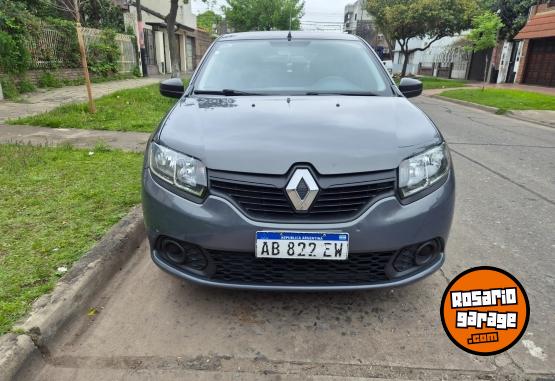 Autos - Renault Sandero 2017 GNC 120000Km - En Venta