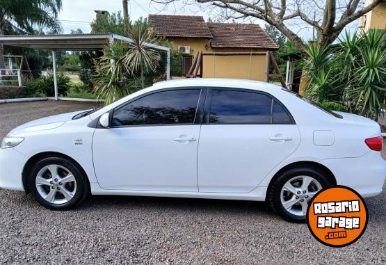 Autos - Toyota Corolla 2013 Nafta 200000Km - En Venta