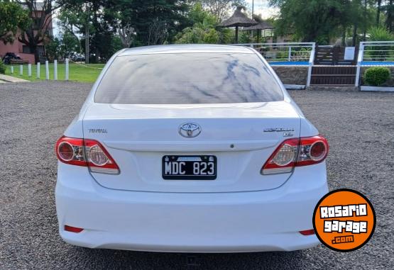 Autos - Toyota Corolla 2013 Nafta 200000Km - En Venta