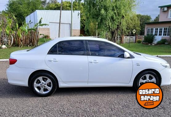 Autos - Toyota Corolla 2013 Nafta 200000Km - En Venta