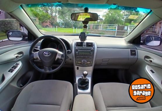 Autos - Toyota Corolla 2013 Nafta 200000Km - En Venta